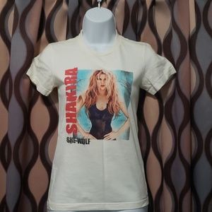 White Shakira t-shirt (She Wolf)